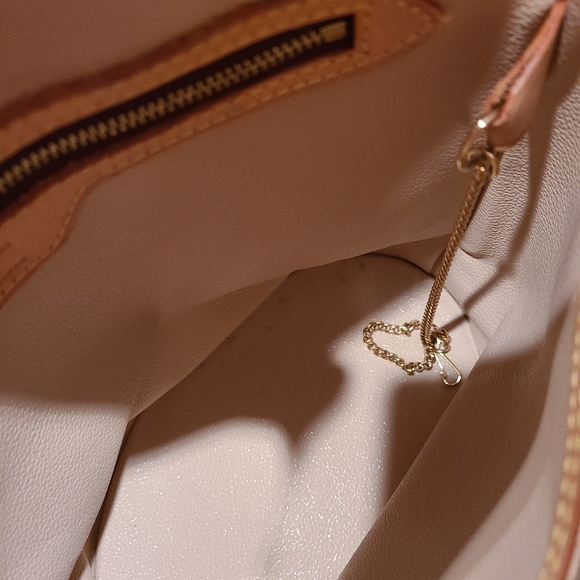 Sold - Picture 8 of 13